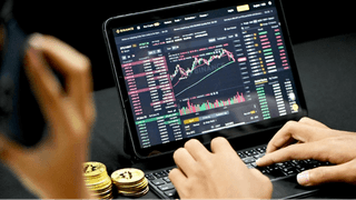 Realtime orderflow en lage latentie in de handelsuitvoeringsinterface van Klaver Kapithof